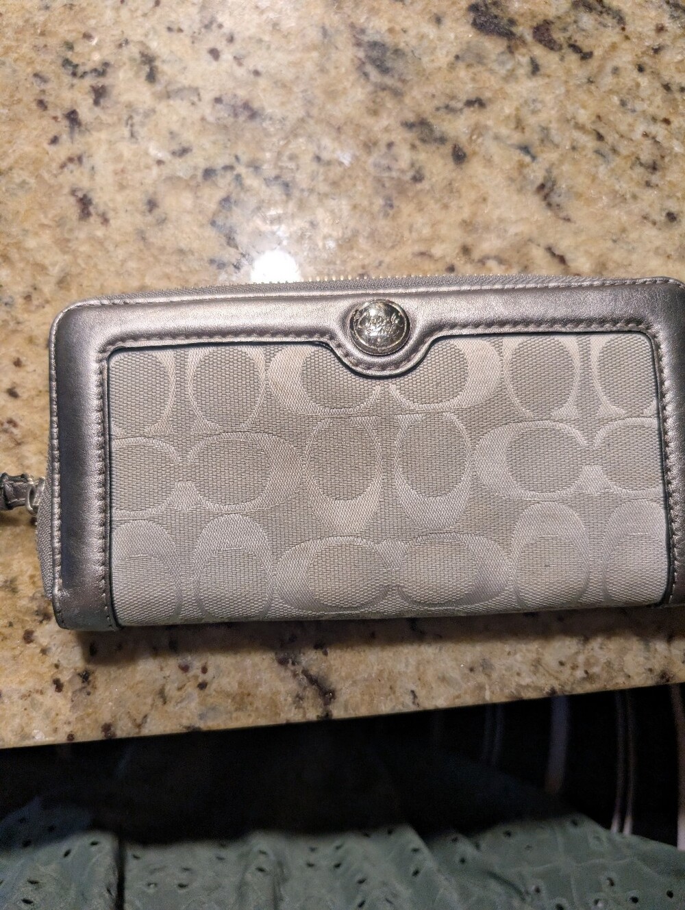 Coach Silver Cream Zip Around Signature Wallet